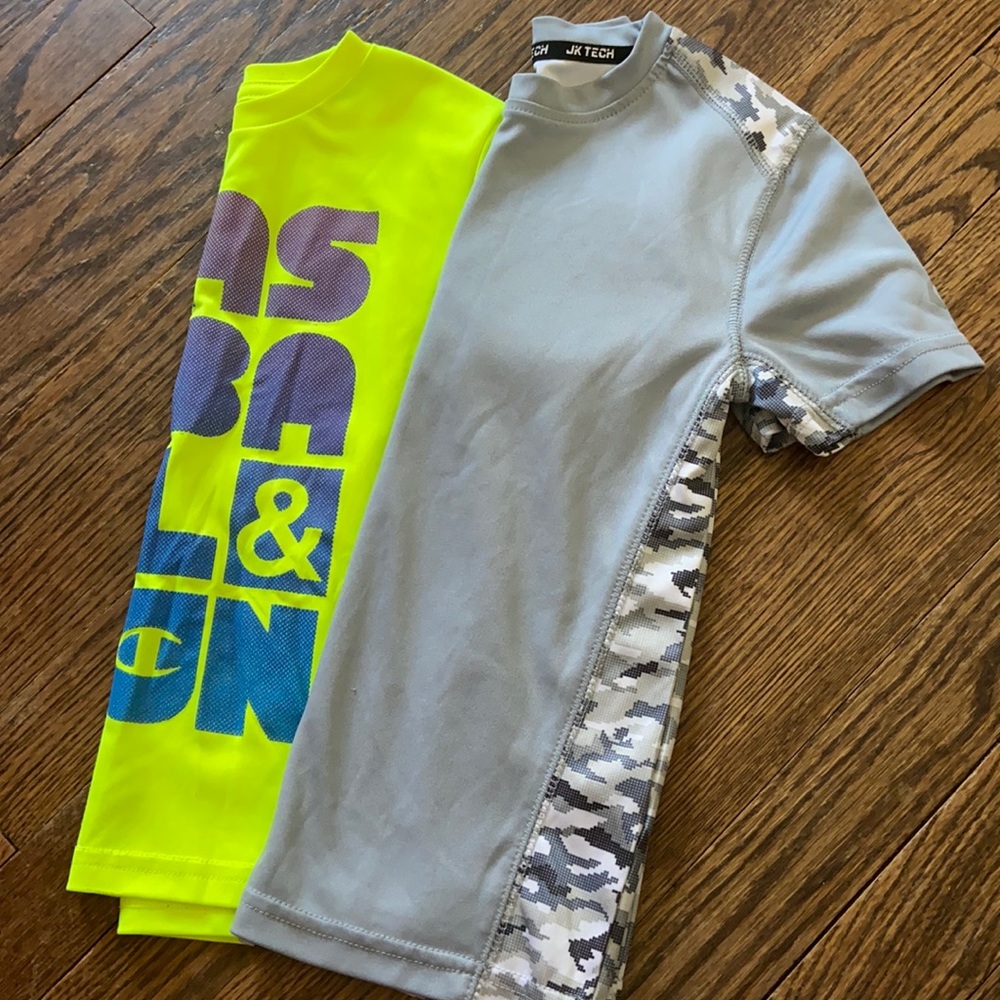 Boys 5/6 (small) Active wear shirt